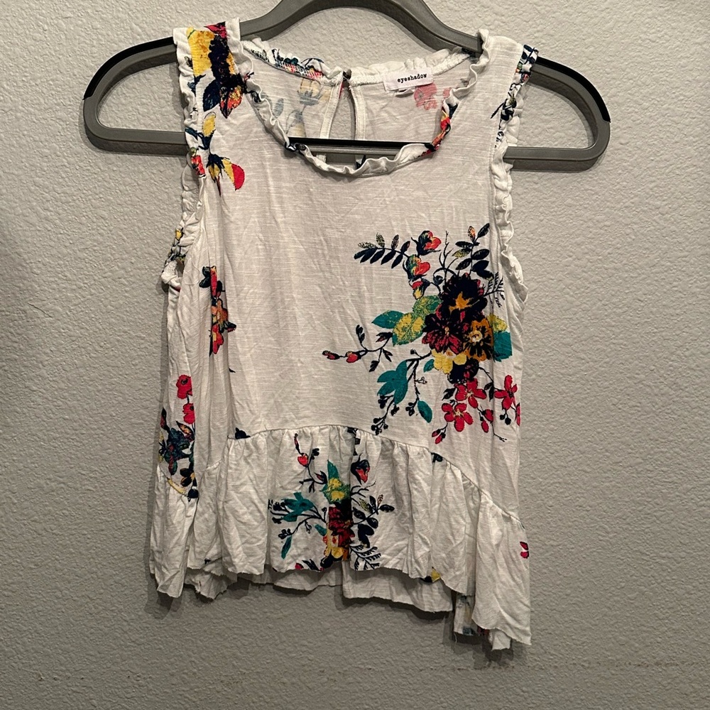 Sleeveless cotton blouse